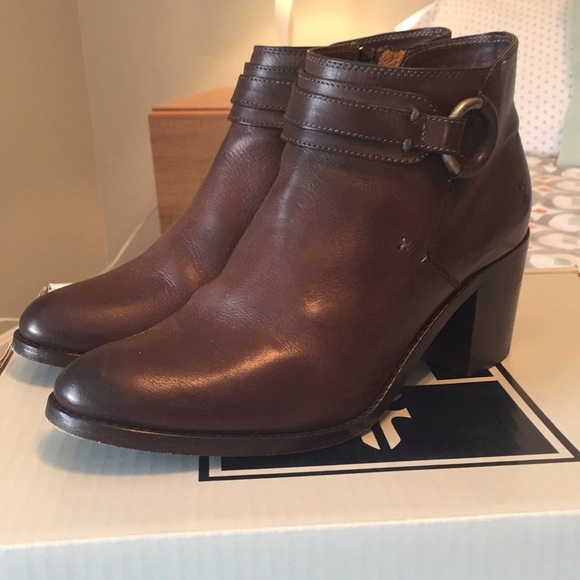 Frye Short Boot - Picture 1 of 7